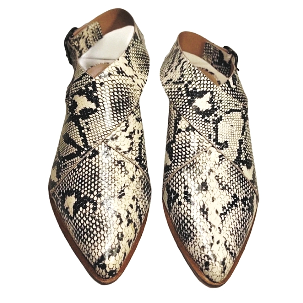 NIB A Rider Girl Vegan Leather Snake Print Adjustable Sling Back Flat Mule